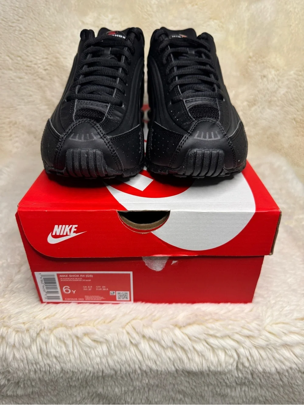 New in Box - Size 6Y Black Nike Shox